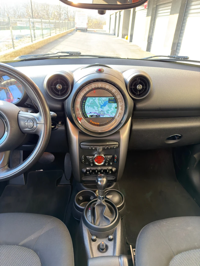 Mini Cooper Countryman D, снимка 10 - Автомобили и джипове - 52616591