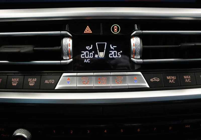 BMW M3 Competition xDrive, снимка 7 - Автомобили и джипове - 52626166