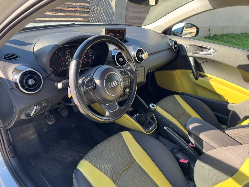 Audi A1 1.6, снимка 9 - Автомобили и джипове - 53098386