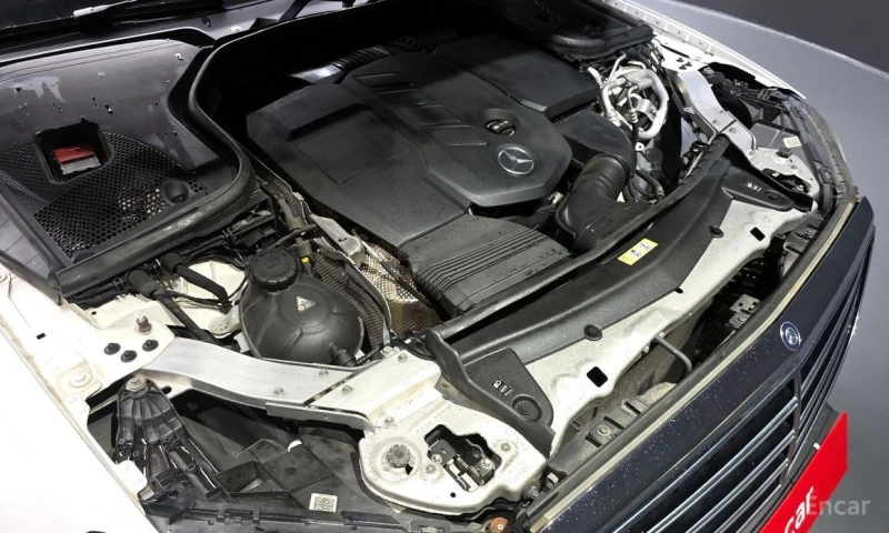 Mercedes-Benz E 220, снимка 6 - Автомобили и джипове - 53115702