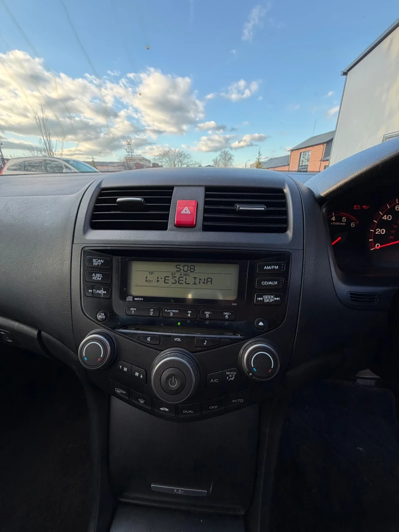 Honda Accord, снимка 11 - Автомобили и джипове - 53140563