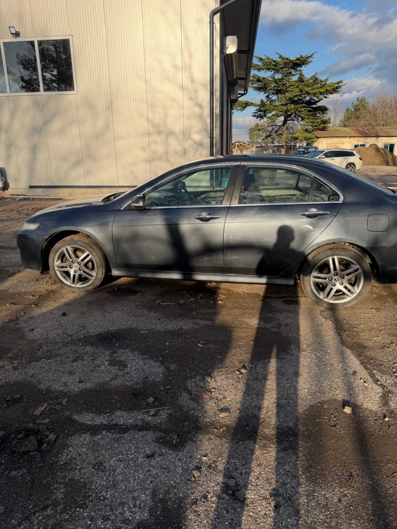 Honda Accord, снимка 4 - Автомобили и джипове - 53140563
