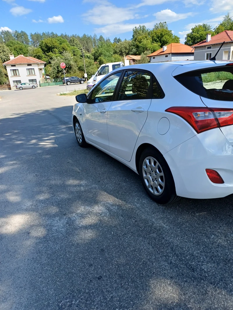 Hyundai I30, снимка 2 - Автомобили и джипове - 53152843