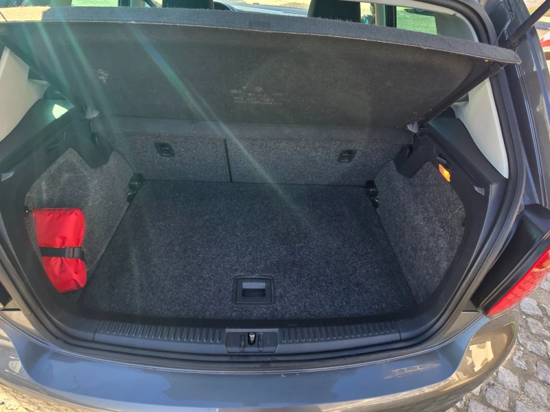VW Polo 10г.1, 6-105к.с.КЛИМАТРОНИК, снимка 13 - Автомобили и джипове - 53179758