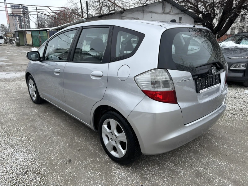 Honda Jazz 1.4 - 100 k.c., снимка 3 - Автомобили и джипове - 53349857
