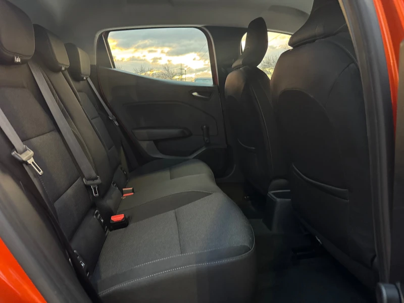 Renault Clio 1.0Tce-12.000км, снимка 13 - Автомобили и джипове - 53564439