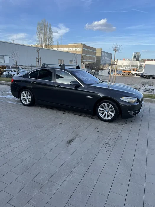 BMW 520 от Мкар - истински км, снимка 6 - Автомобили и джипове - 48598779