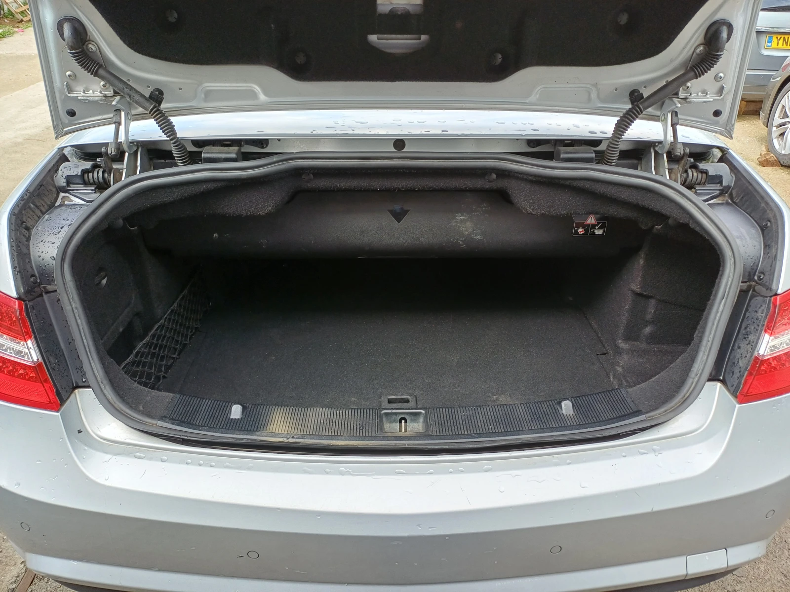 Mercedes-Benz E 220 651 kabrio, снимка 15 - Автомобили и джипове - 54939955
