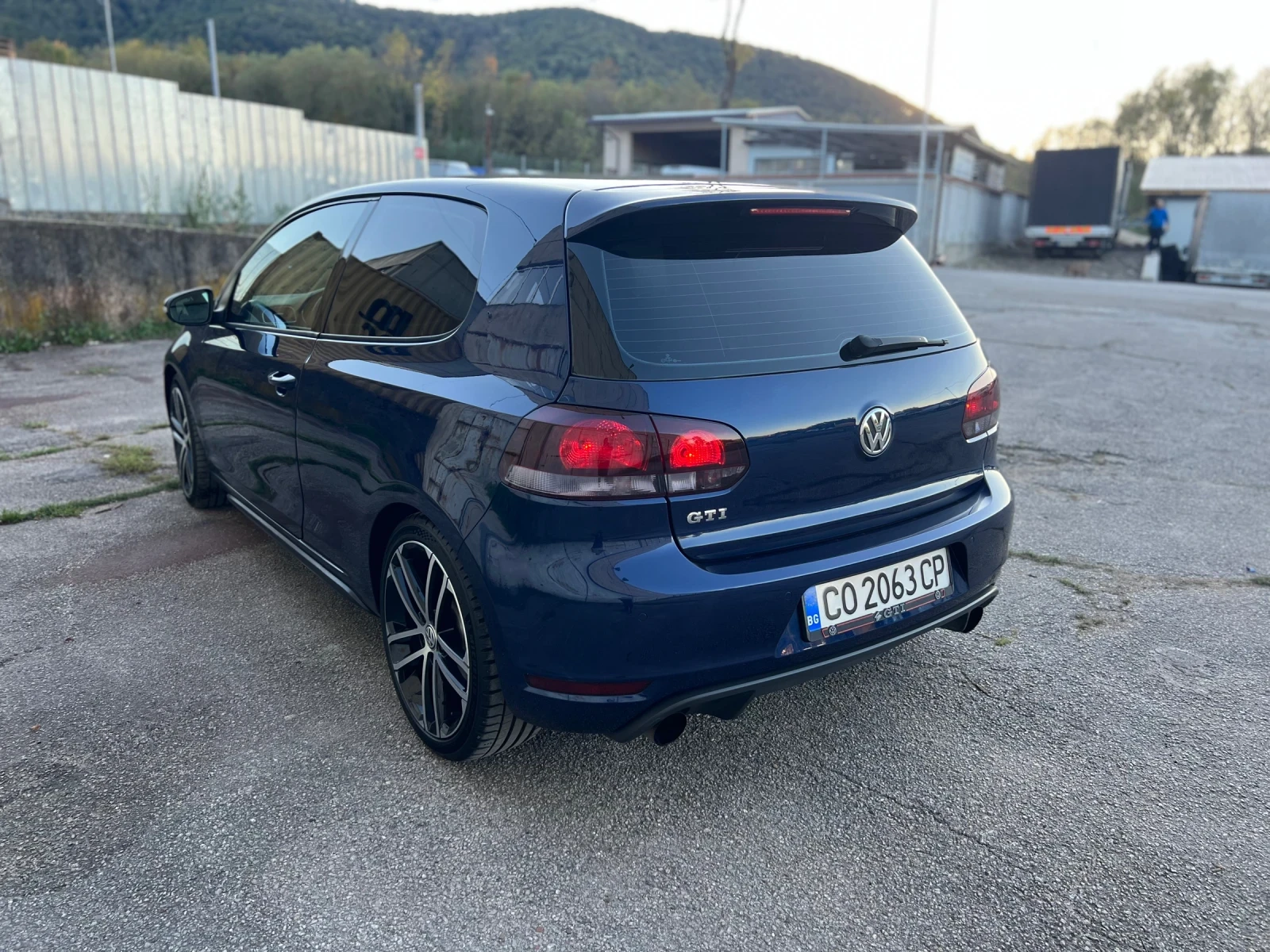 VW Golf GTI - изображение 4