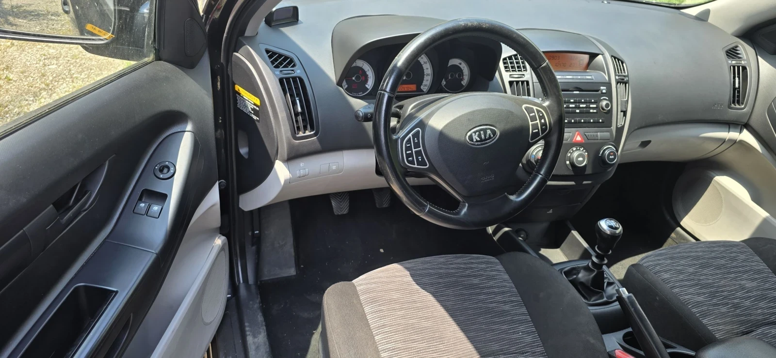 Kia Ceed 1.6i - изображение 9