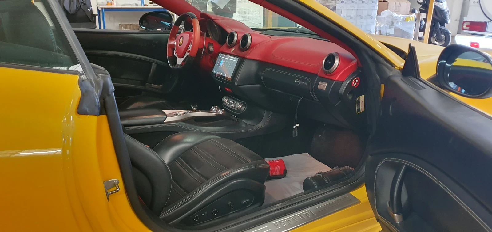 Ferrari California  * * * 495 * * * *  | Mobile.bg   3