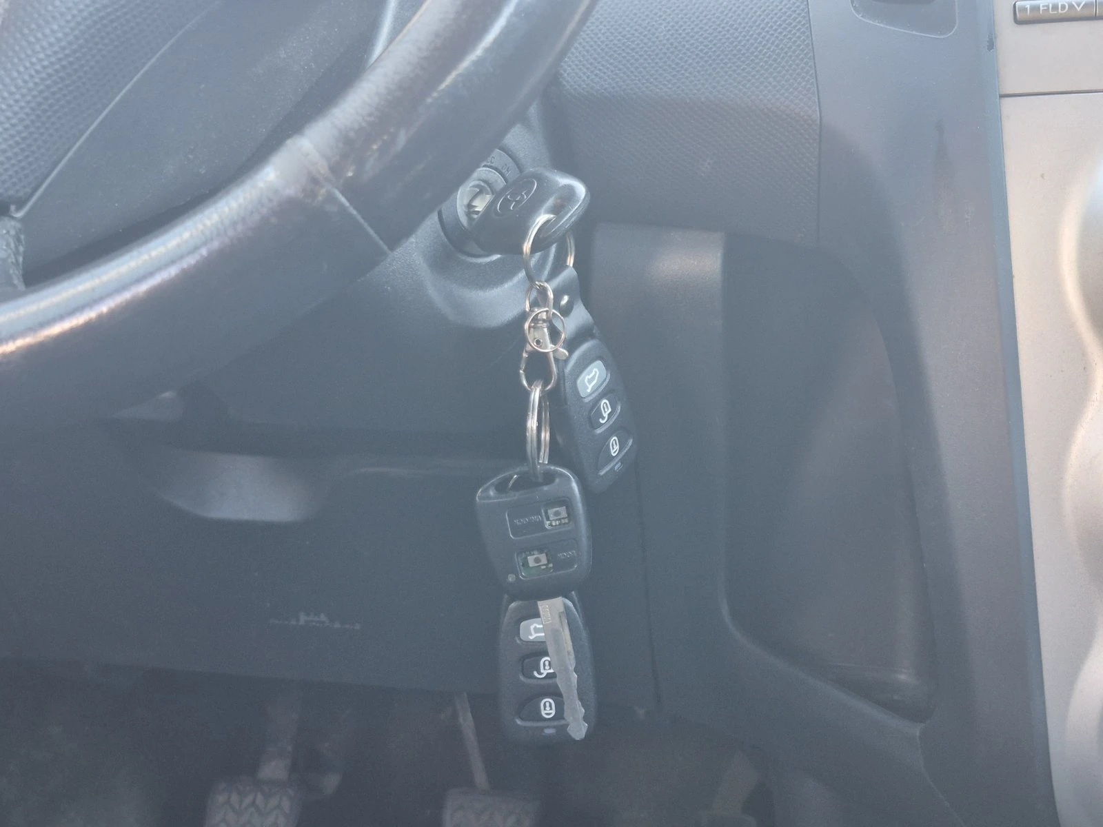 Toyota Yaris 1.3i Klima CD 2 MY07 #iCarbg  | Mobile.bg   16