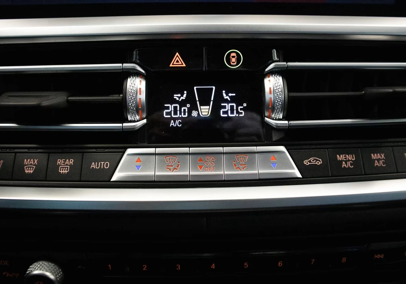 BMW M3 Competition xDrive - изображение 7