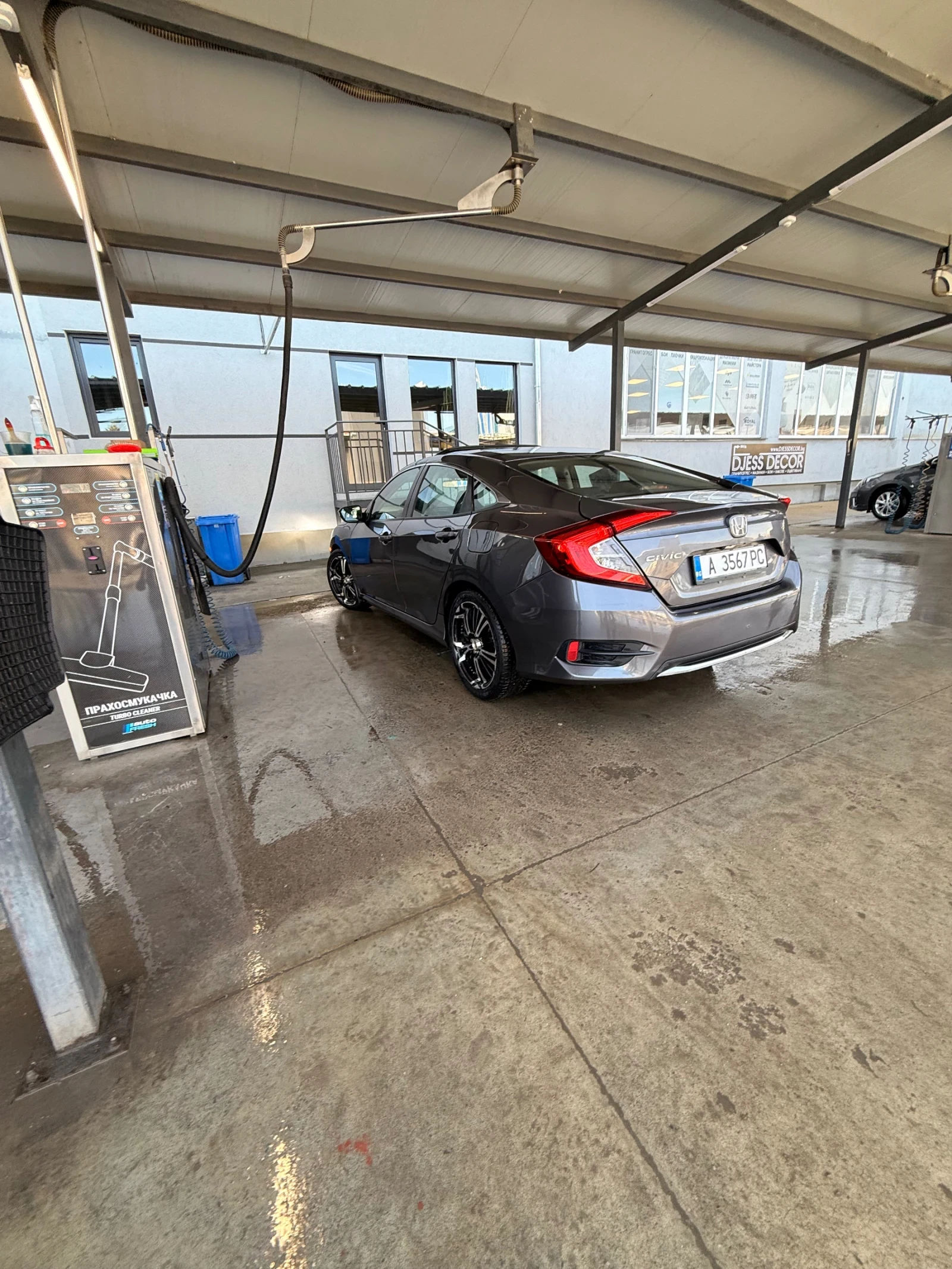 Honda Civic 2.0 - изображение 8