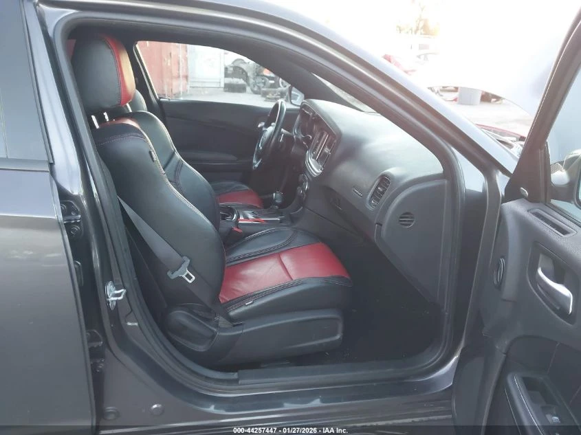 Dodge Charger 5.7l R/T Rwd - изображение 6