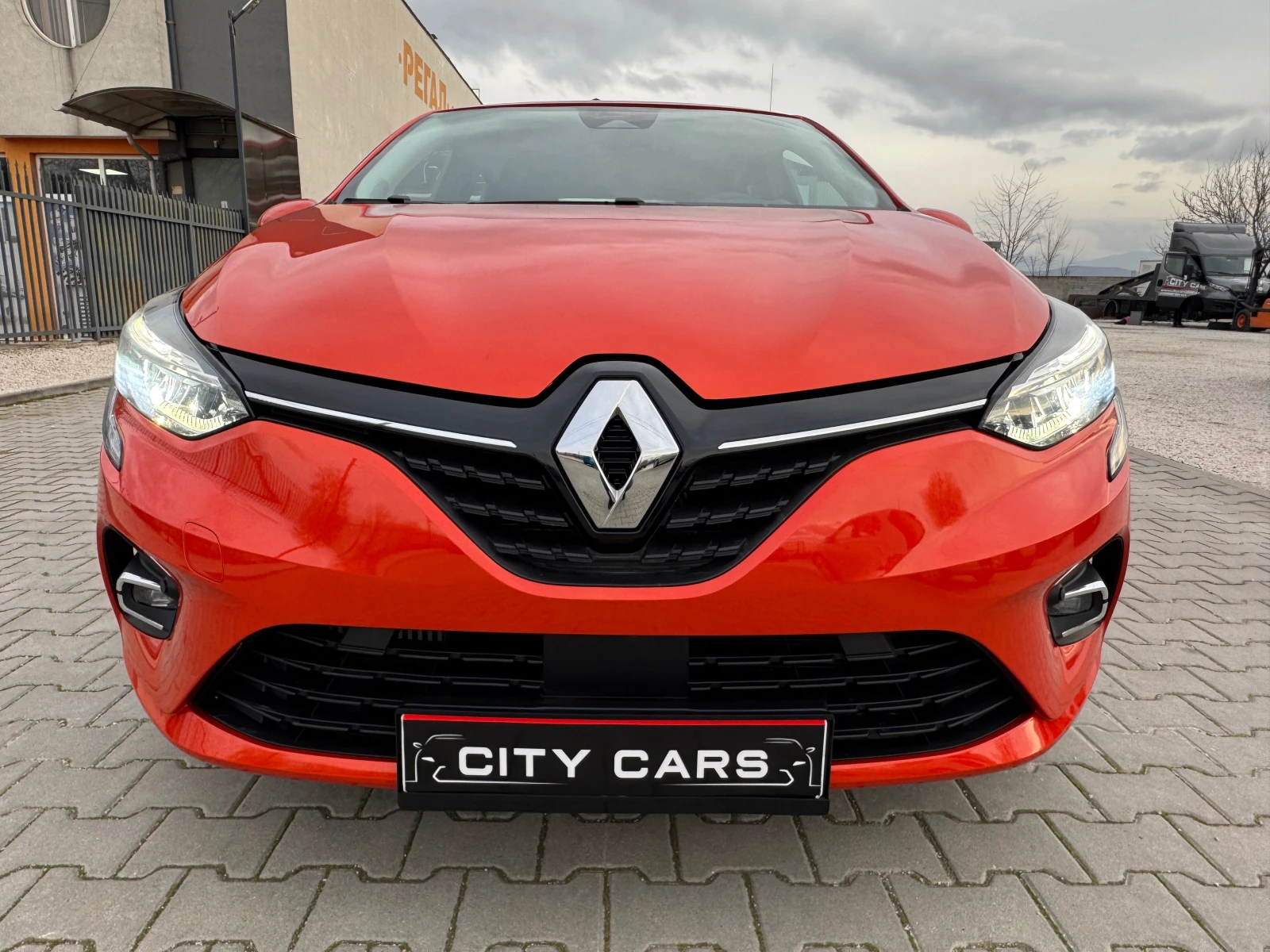 Renault Clio 1.0Tce-12.000�� | Mobile.bg � ����������� 9