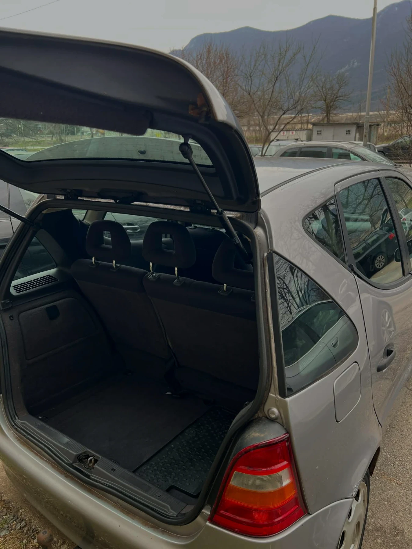 Mercedes-Benz A 160, снимка 10 - Автомобили и джипове - 53918079