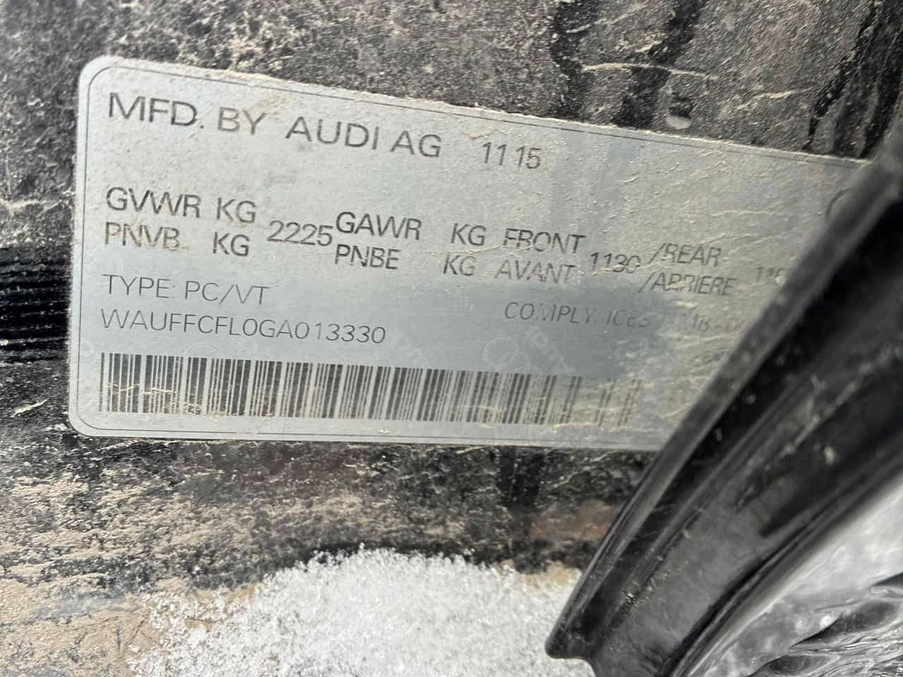 Audi A4 Progressiv plus/ПОДГРЕВИ/ШИБИДАХ/ГУМИ+ ДЖАНТИ , снимка 15 - Автомобили и джипове - 53924342