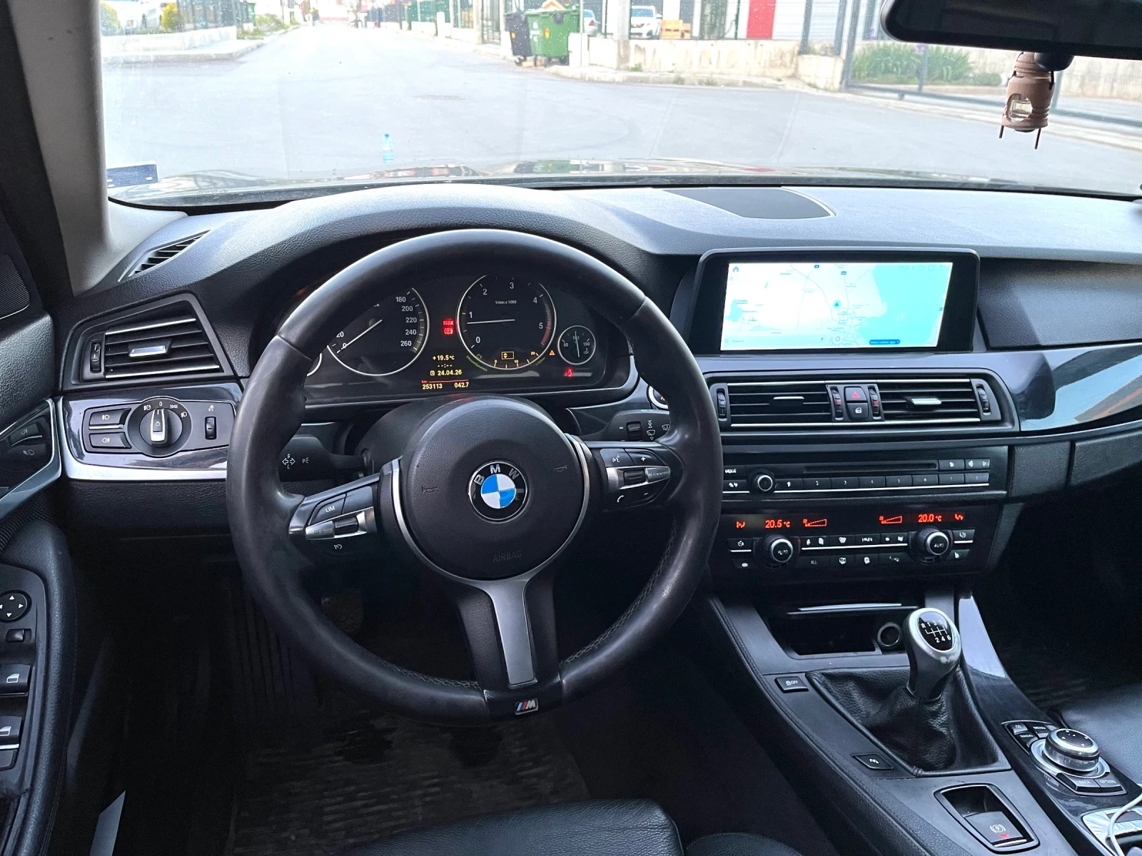 BMW 525 M пакет , снимка 7 - Автомобили и джипове - 54314954