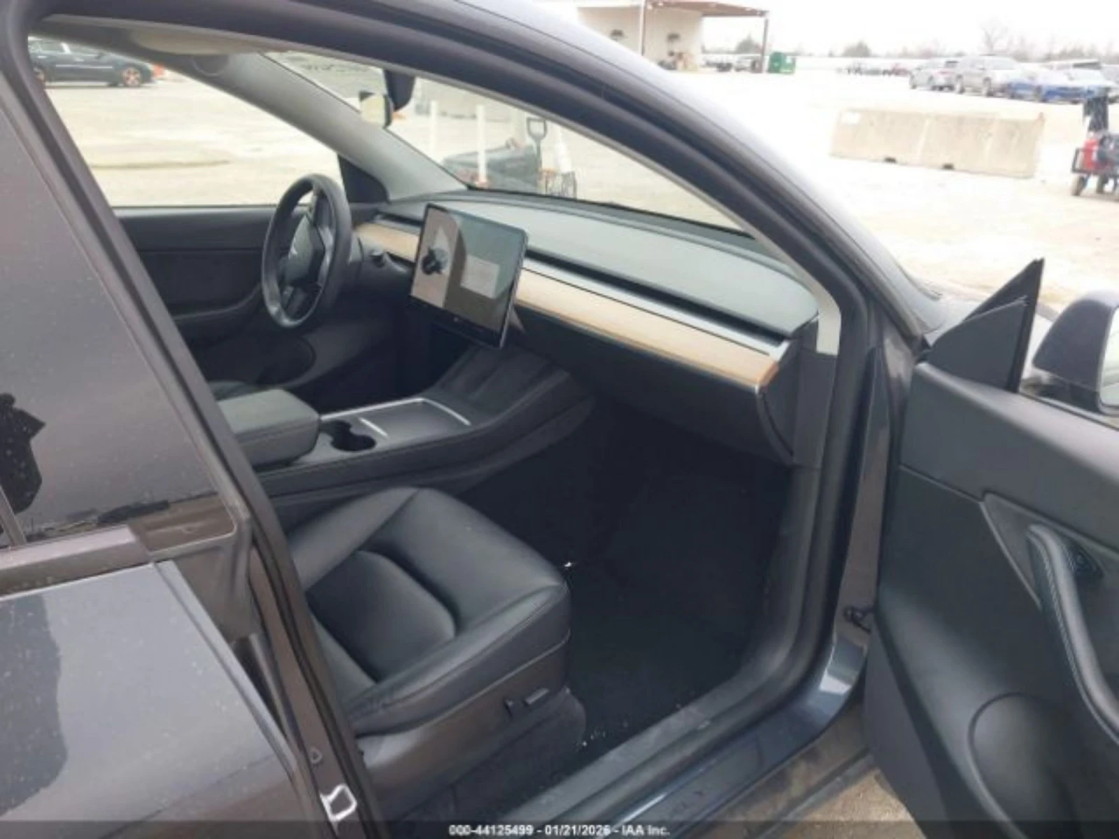 Tesla Model Y Tesla Y Performance ������� ���� �� 20 �� 25 ��� | Mobile.bg � ����������� 5