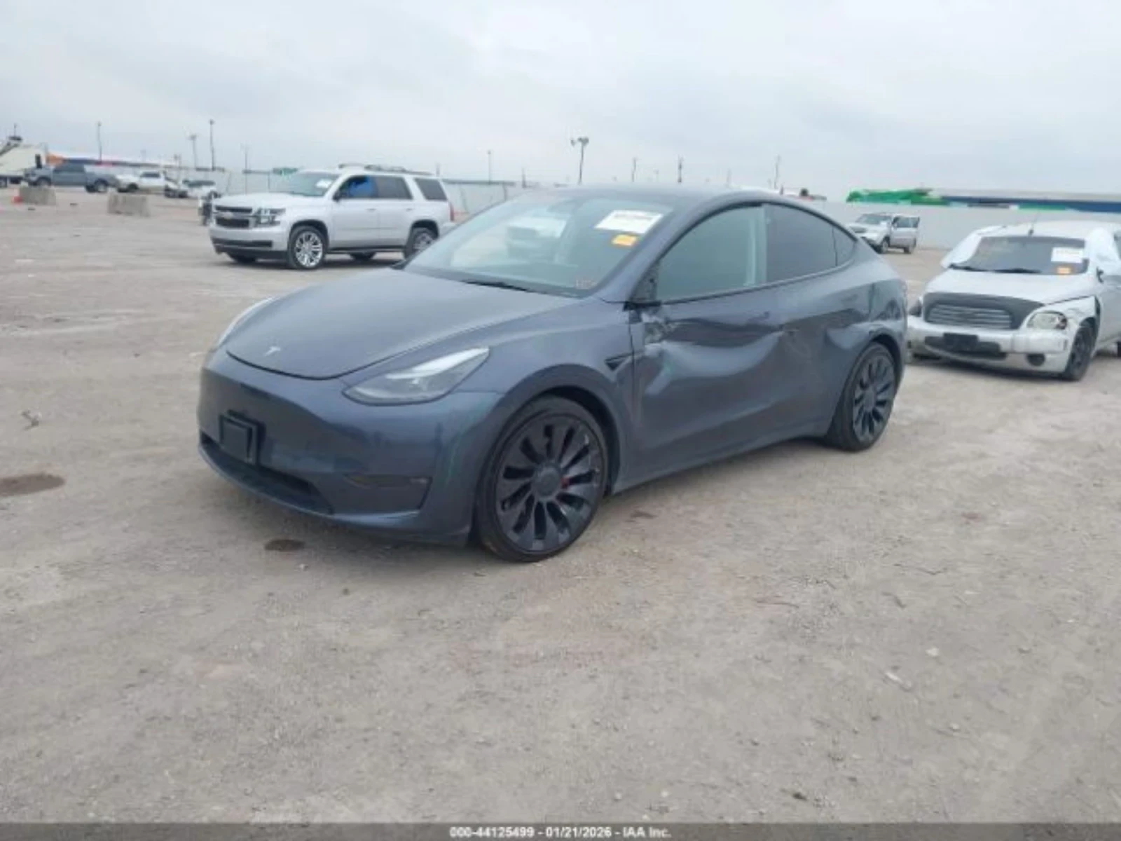 Tesla Model Y Tesla Y Performance ������� ���� �� 20 �� 25 ��� | Mobile.bg � ����������� 2