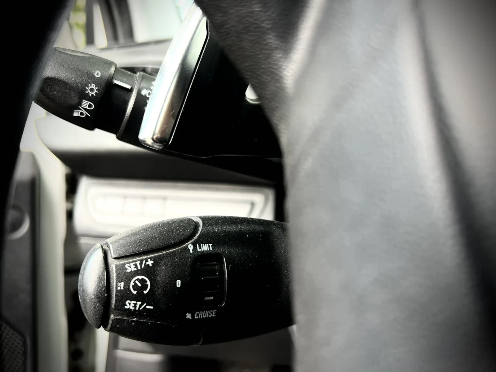 Peugeot 208, снимка 11 - Автомобили и джипове - 54793328