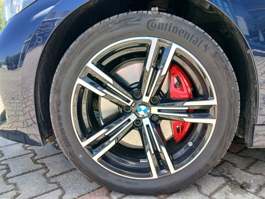BMW 330 xDrive Sedan, снимка 5 - Автомобили и джипове - 54834966