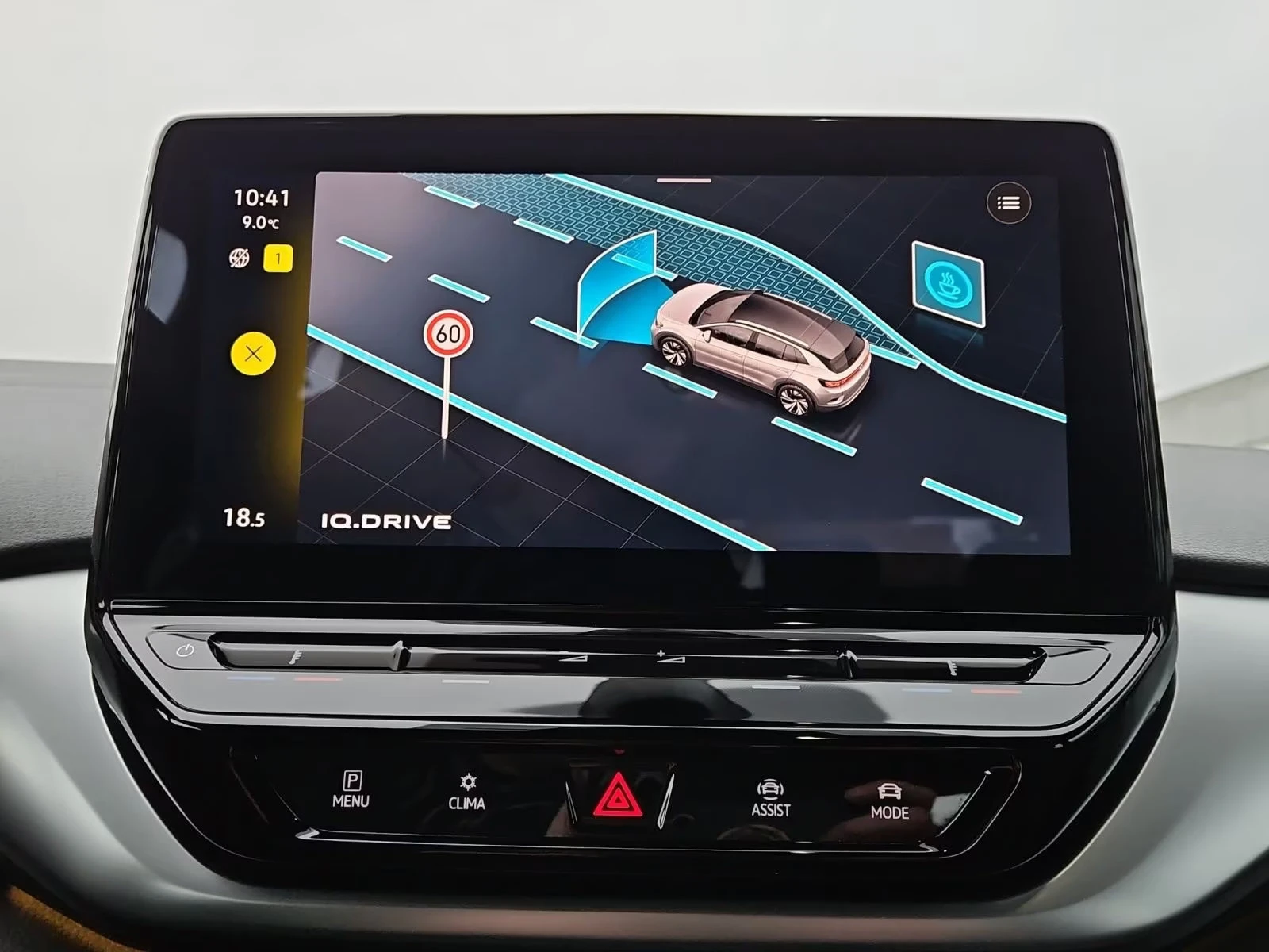 VW ID.4 PURE/148HP/LED/KLESS/CPLAY/NAVI/H.PUMP/413q, снимка 11 - Автомобили и джипове - 54940612