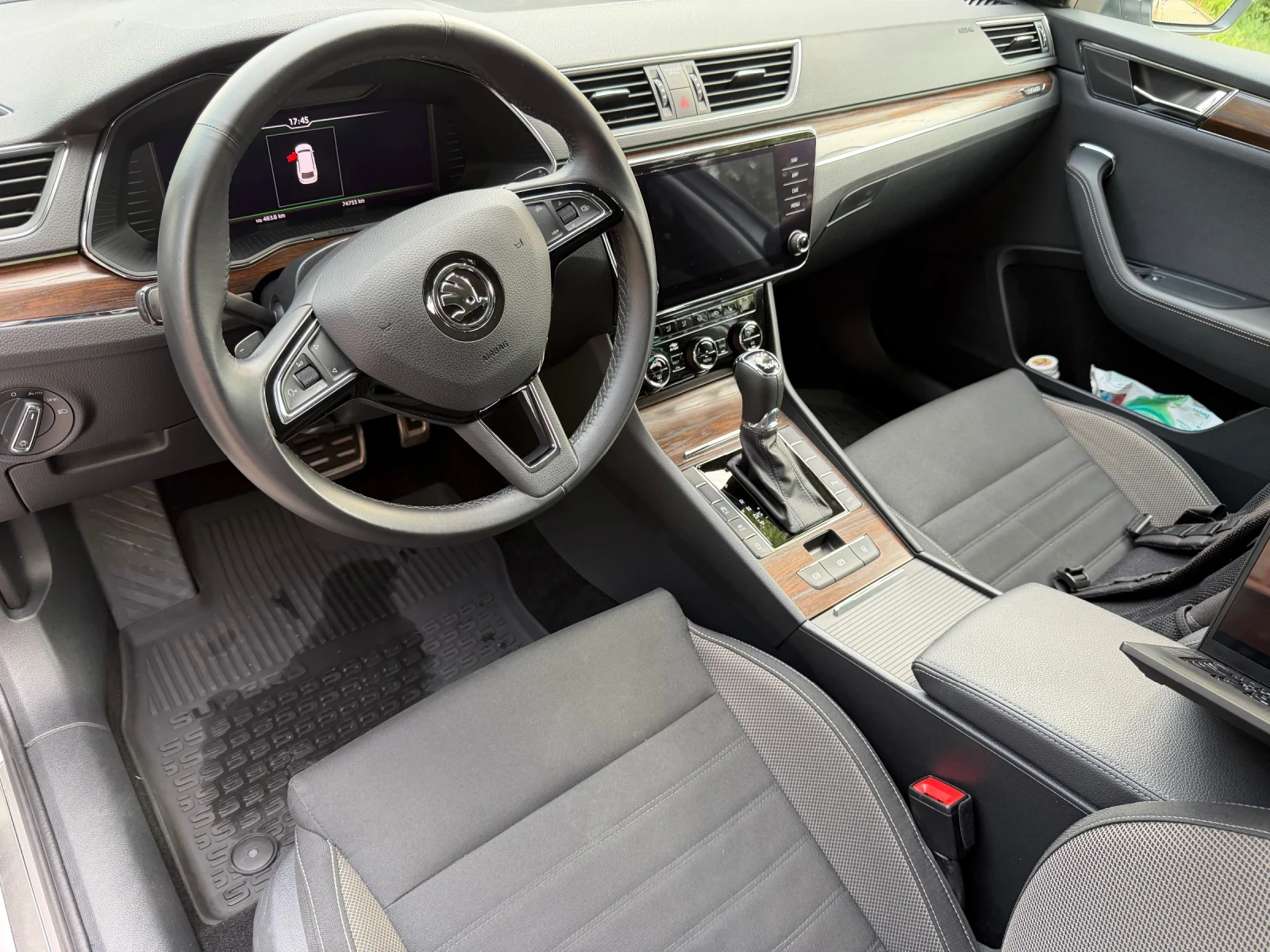Skoda Superb Scout, снимка 9 - Автомобили и джипове - 55001422