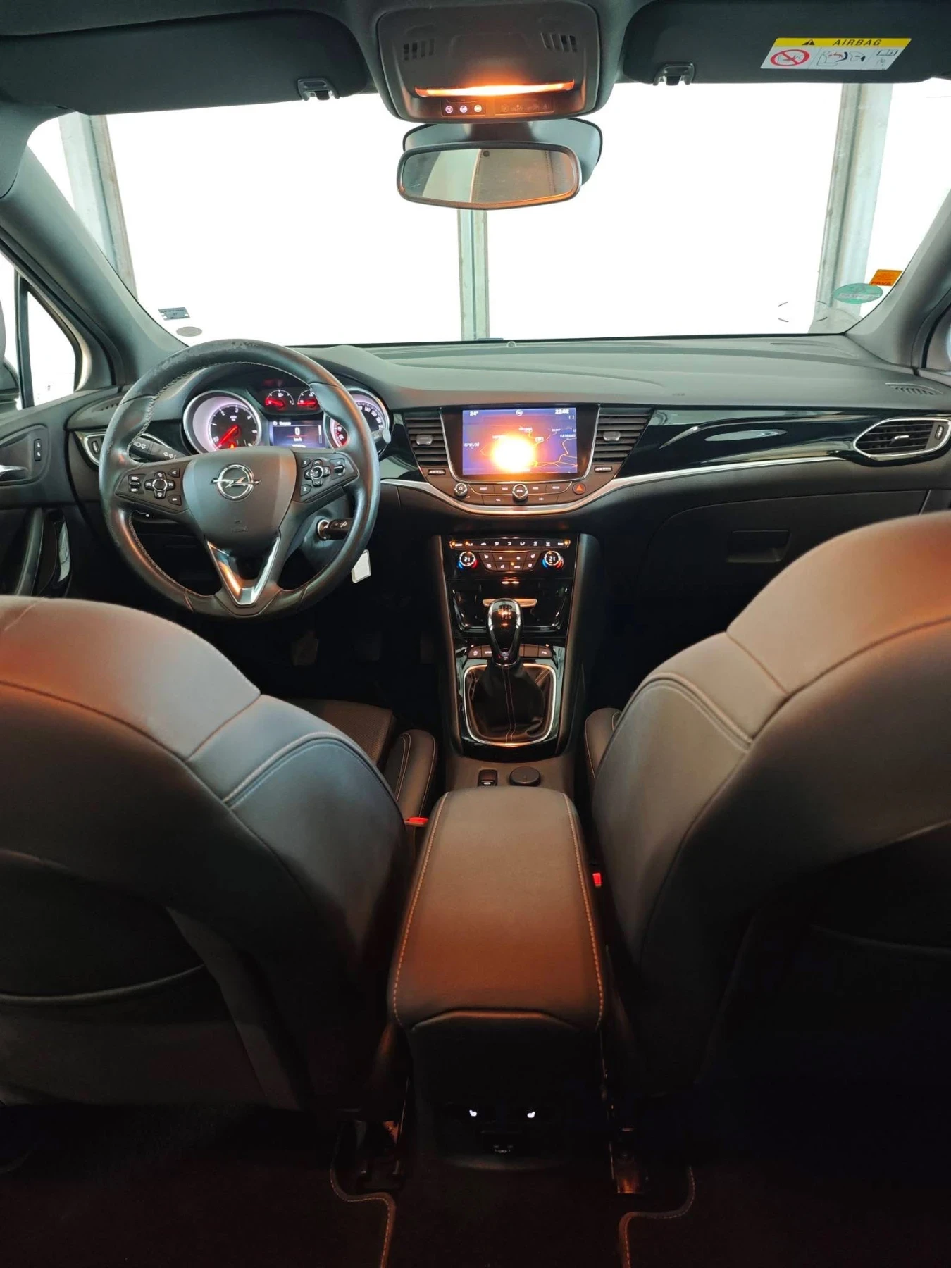 Opel Astra 1.6 CDTI, снимка 8 - Автомобили и джипове - 55138890