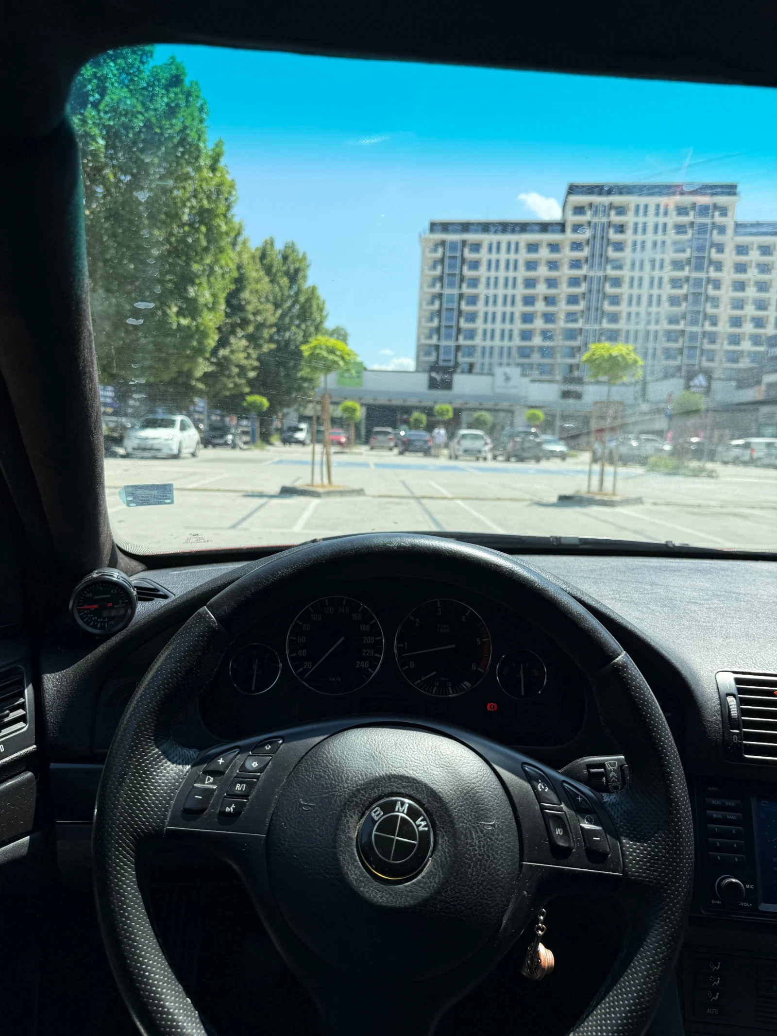 BMW 530, снимка 11 - Автомобили и джипове - 55205850