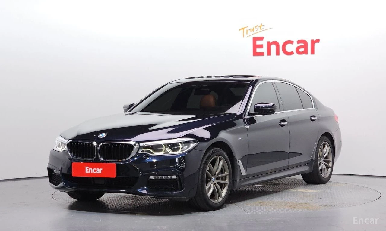 BMW 530 i xDrive M SPORT* DISTRONIC* HEAD-UP* PANORAMA* 