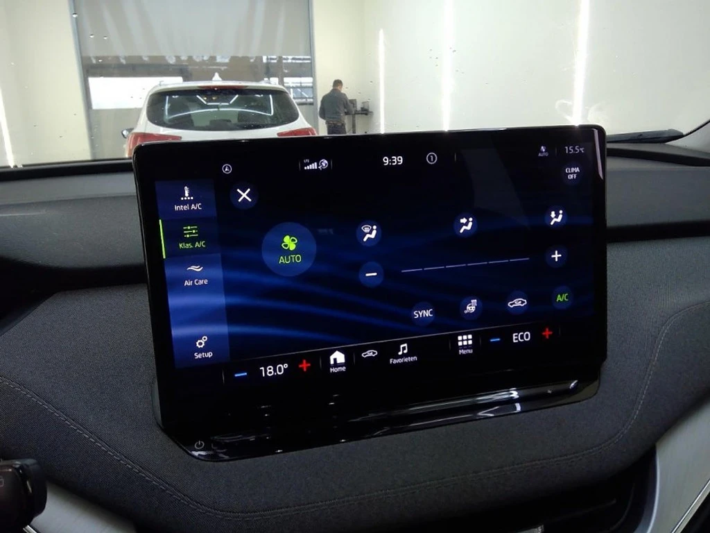 Skoda Enyaq iV 80, снимка 9 - Автомобили и джипове - 55328066
