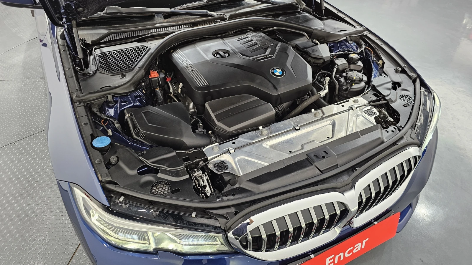 BMW 330, снимка 11 - Автомобили и джипове - 55467517