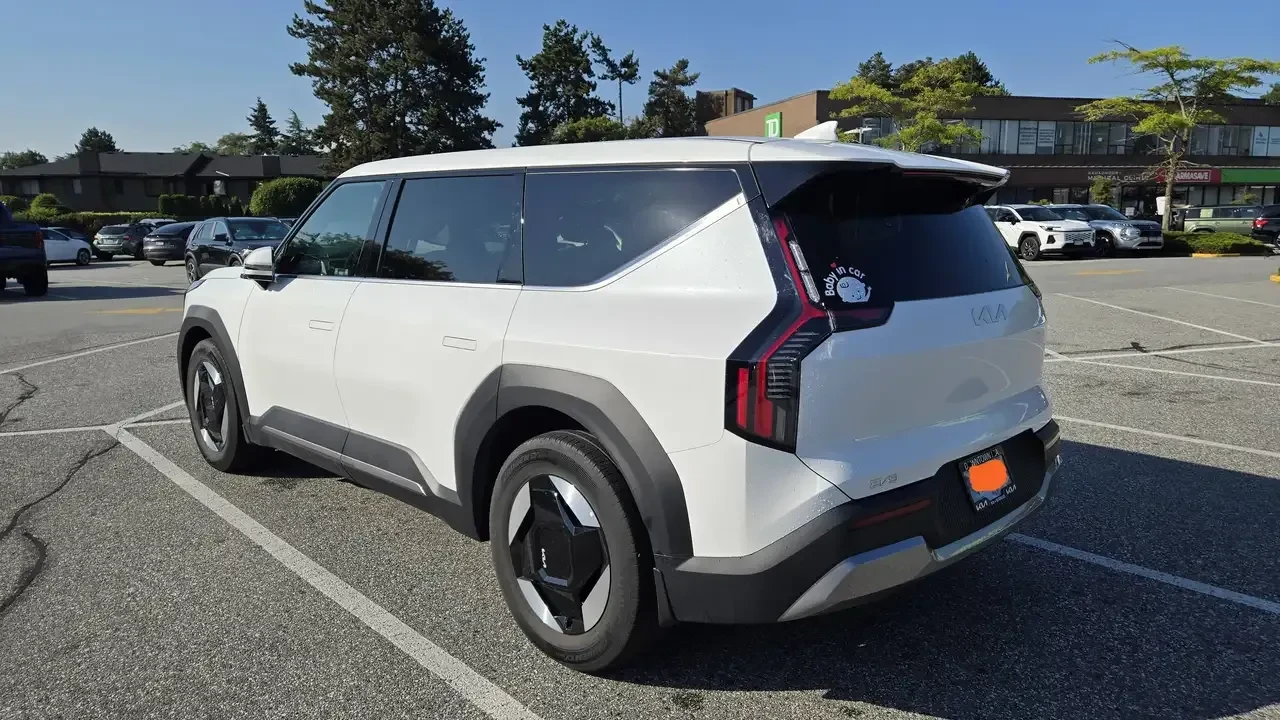 Kia EV9 Wind RWD, снимка 3 - Автомобили и джипове - 55755989