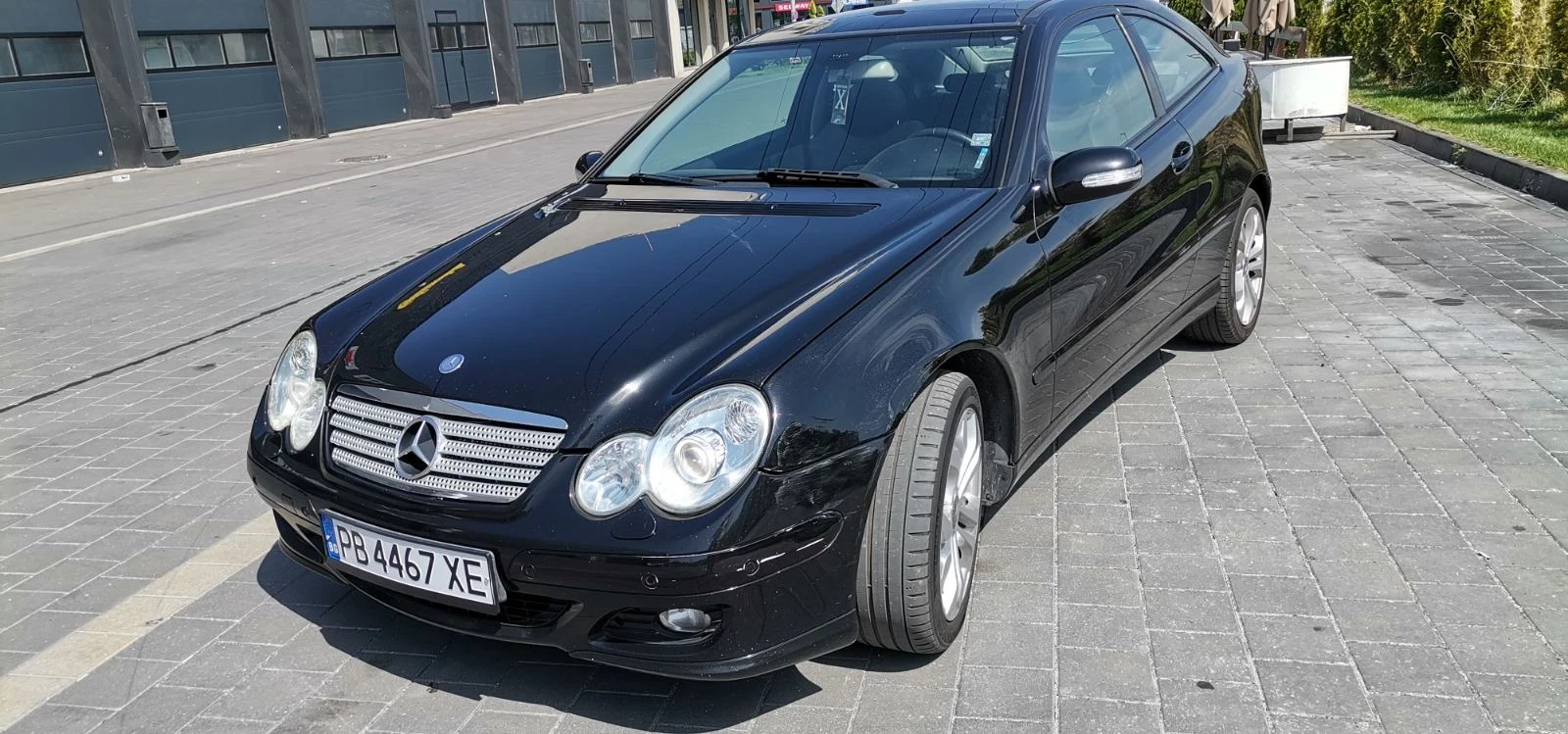 Mercedes-Benz C 180 Facelift , снимка 5 - Автомобили и джипове - 55903049