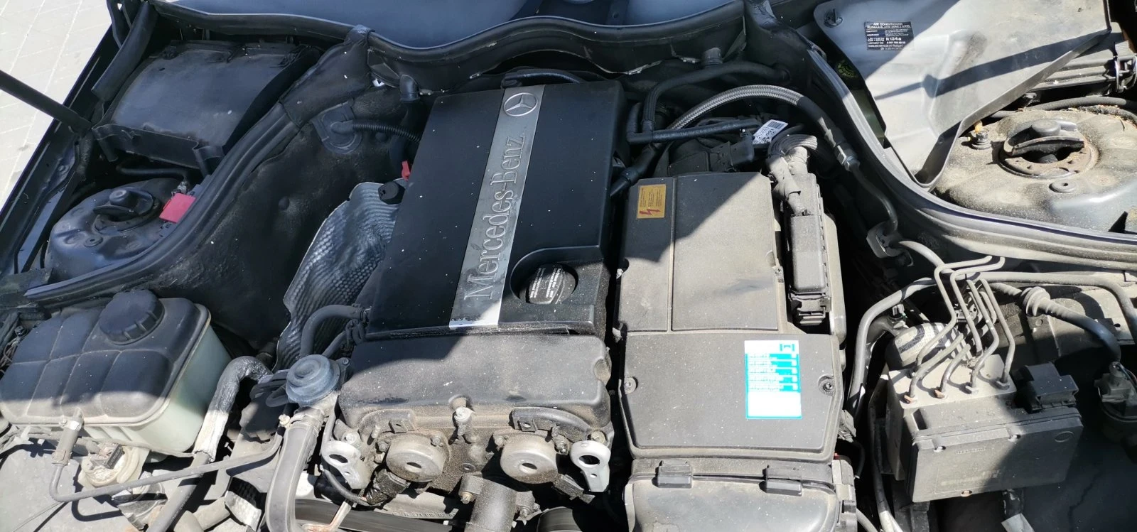 Mercedes-Benz C 180 Facelift , снимка 11 - Автомобили и джипове - 55903049
