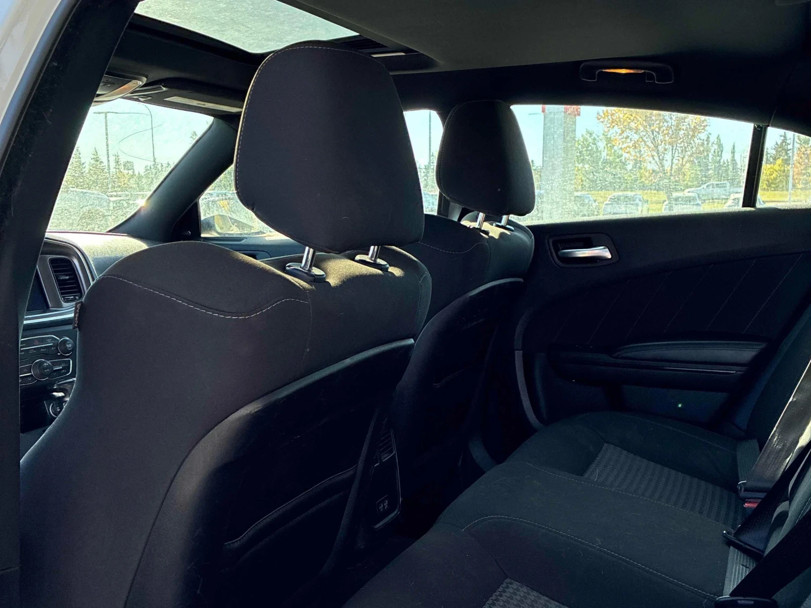 Dodge Charger GT* Back cam* �������* Keyless* �������* 4�4*  | Mobile.bg � ����������� 11