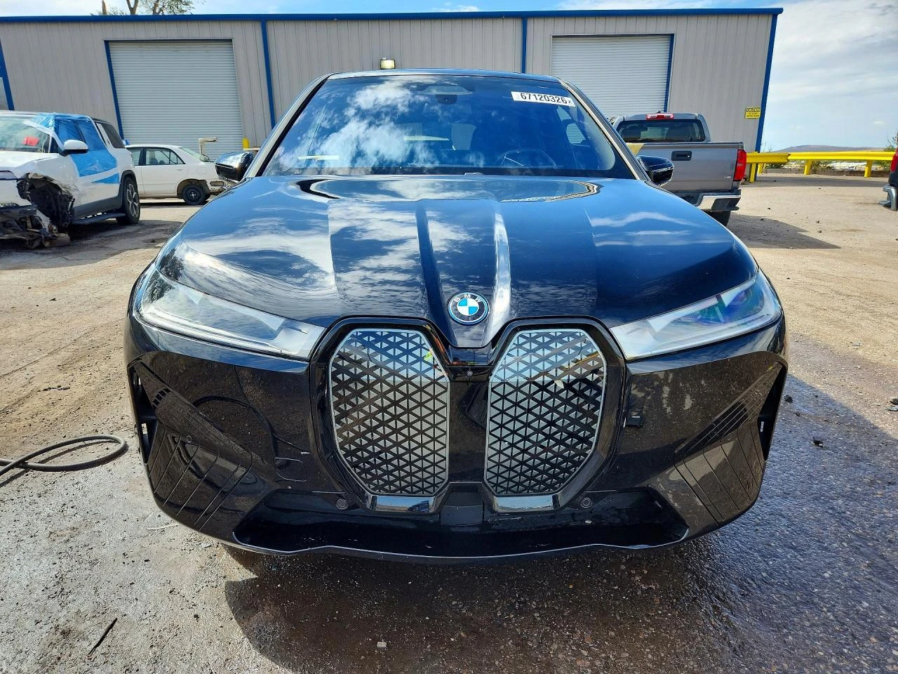 BMW iX 50 xDrive* ПОДГРЕВ* ПАНОРАМА* 360* , снимка 5 - Автомобили и джипове - 56229348