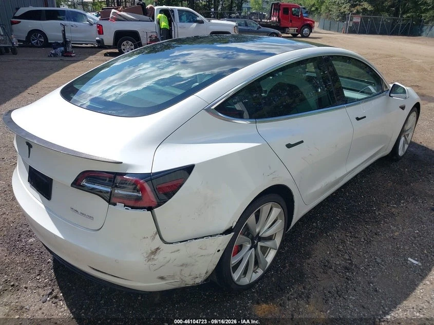 Tesla Model 3 AWD | PERFORMANCE, снимка 3 - Автомобили и джипове - 56514260