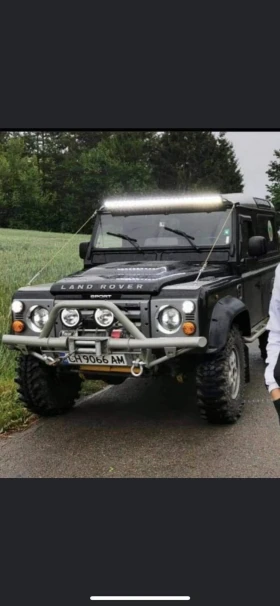  Land Rover Defender