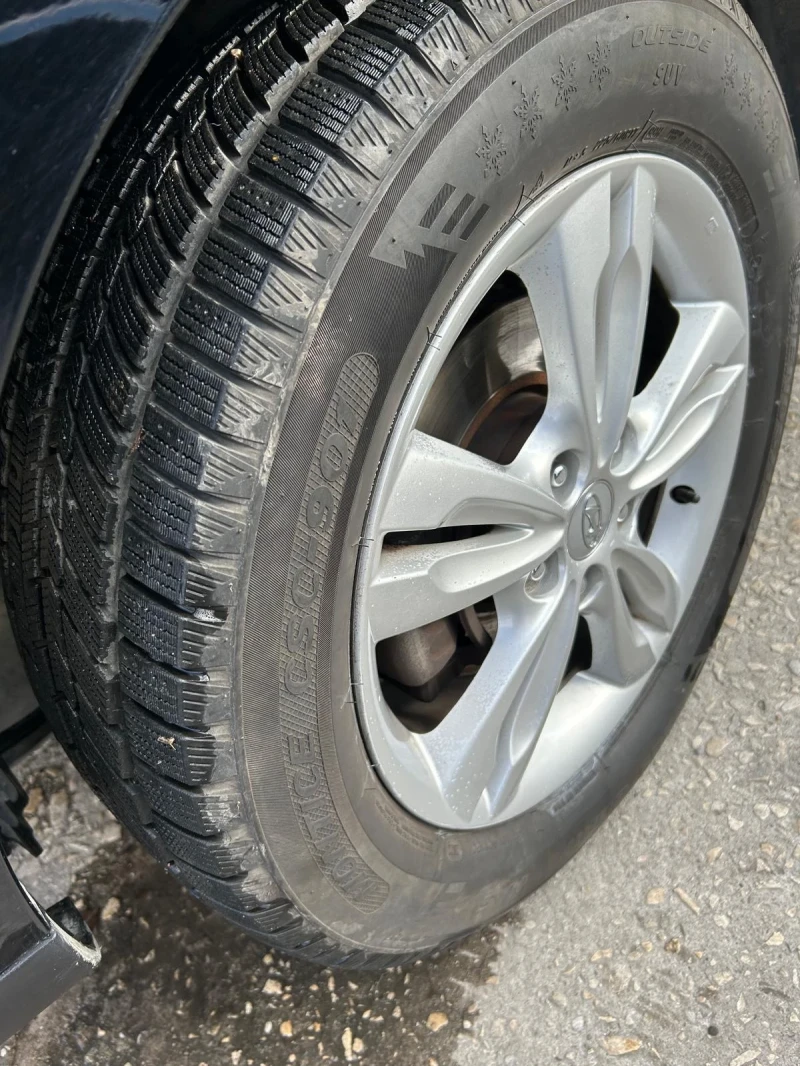 Hyundai IX35 SUV, снимка 8 - Автомобили и джипове - 52805162