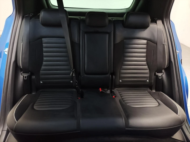 Kia Sportage 1.6 Plug-In* GT-LINE* AWD* PANO* DISTR* KEYLESS* , снимка 11 - Автомобили и джипове - 53509251