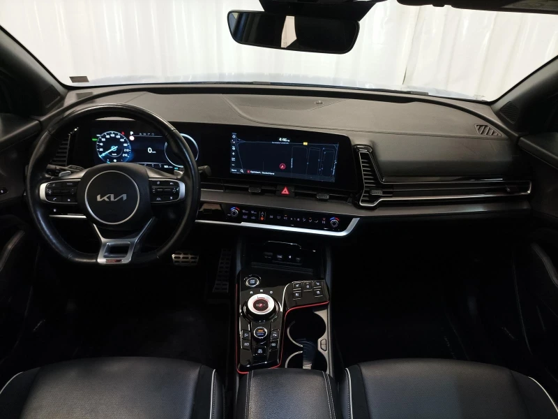 Kia Sportage 1.6 Plug-In* GT-LINE* AWD* PANO* DISTR* KEYLESS* , снимка 10 - Автомобили и джипове - 53509251