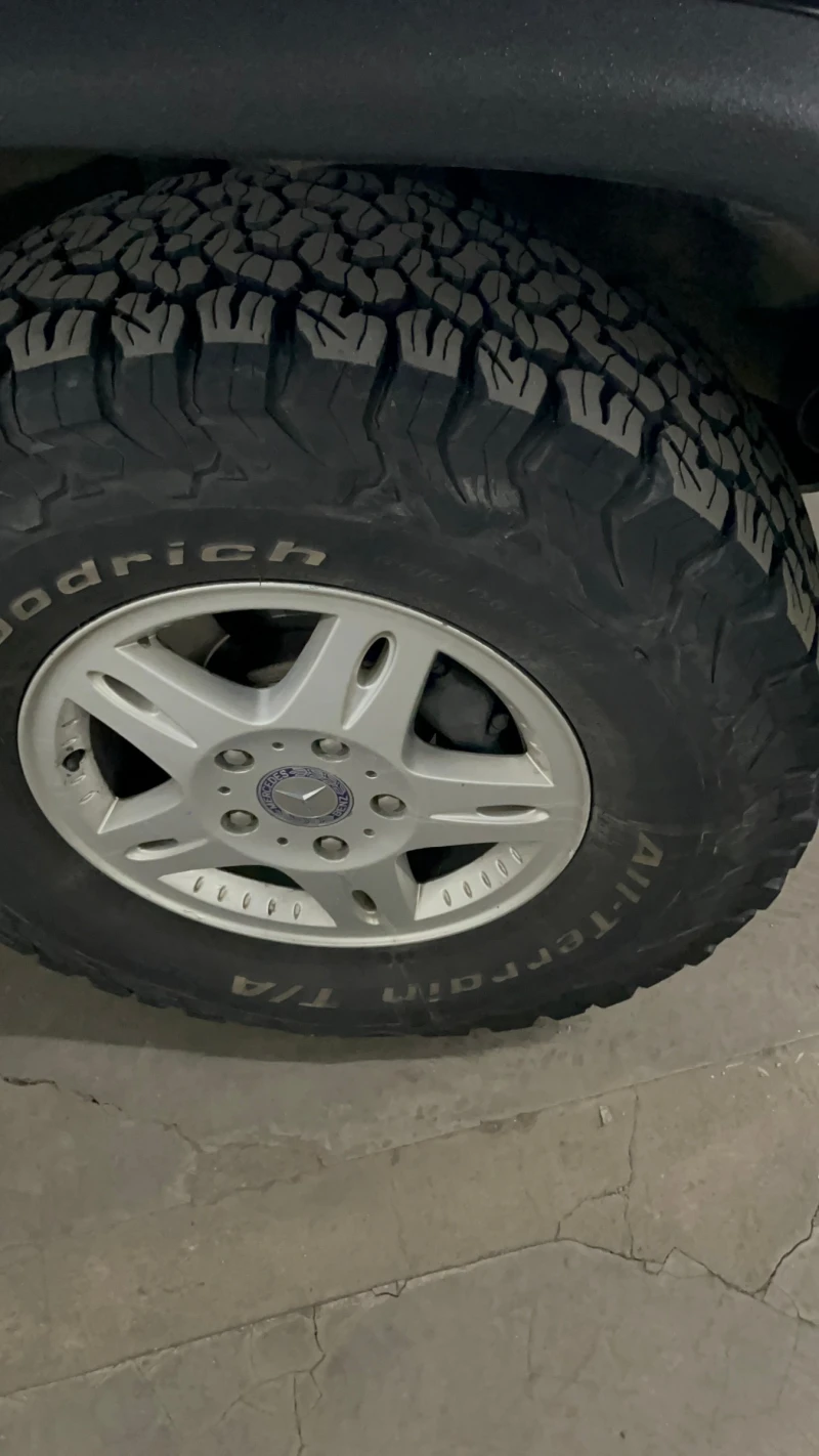 Mercedes-Benz G 320, снимка 13 - Автомобили и джипове - 53512270