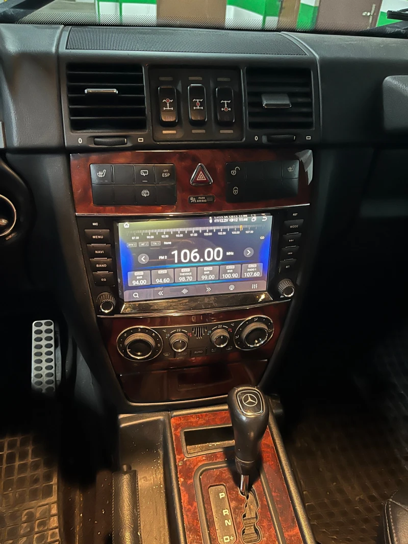 Mercedes-Benz G 320, снимка 6 - Автомобили и джипове - 53512270