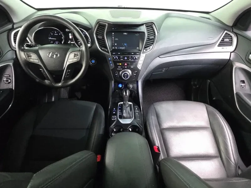 Hyundai Santa fe 2.0 CRDi 4WD - САМО 30% АВАНС, снимка 7 - Автомобили и джипове - 56021692