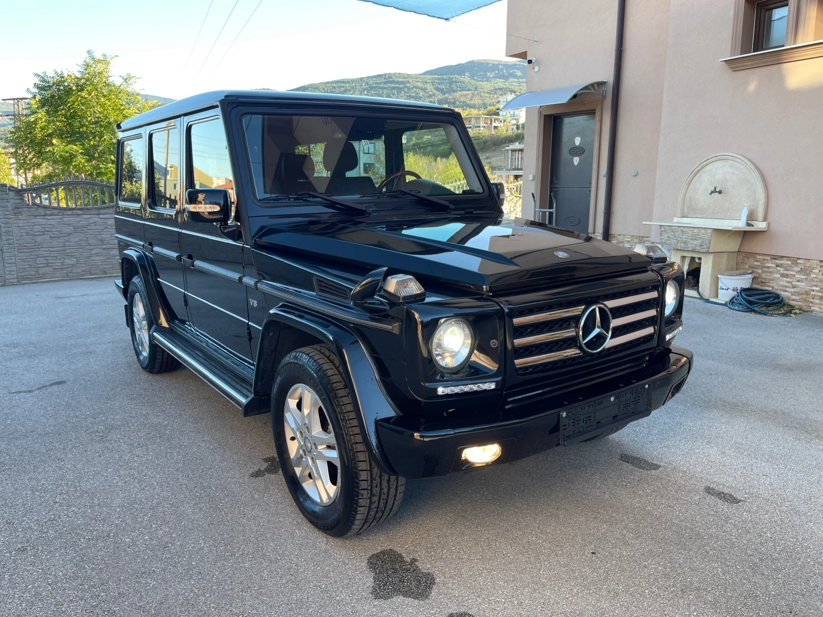 Mercedes-Benz G 500 68000КМ 388к.с. КАТО НОВ - изображение 2