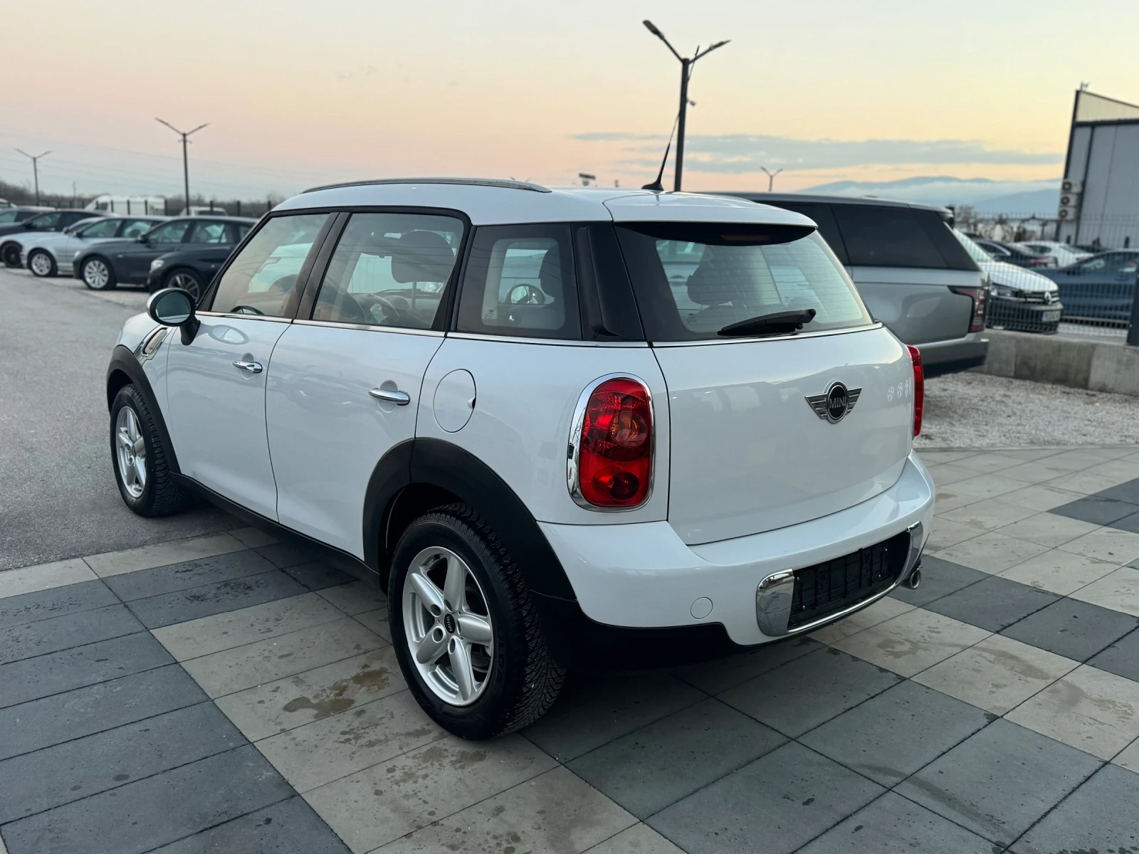 Mini Countryman 1.6 D 90 кс 118хил - изображение 4