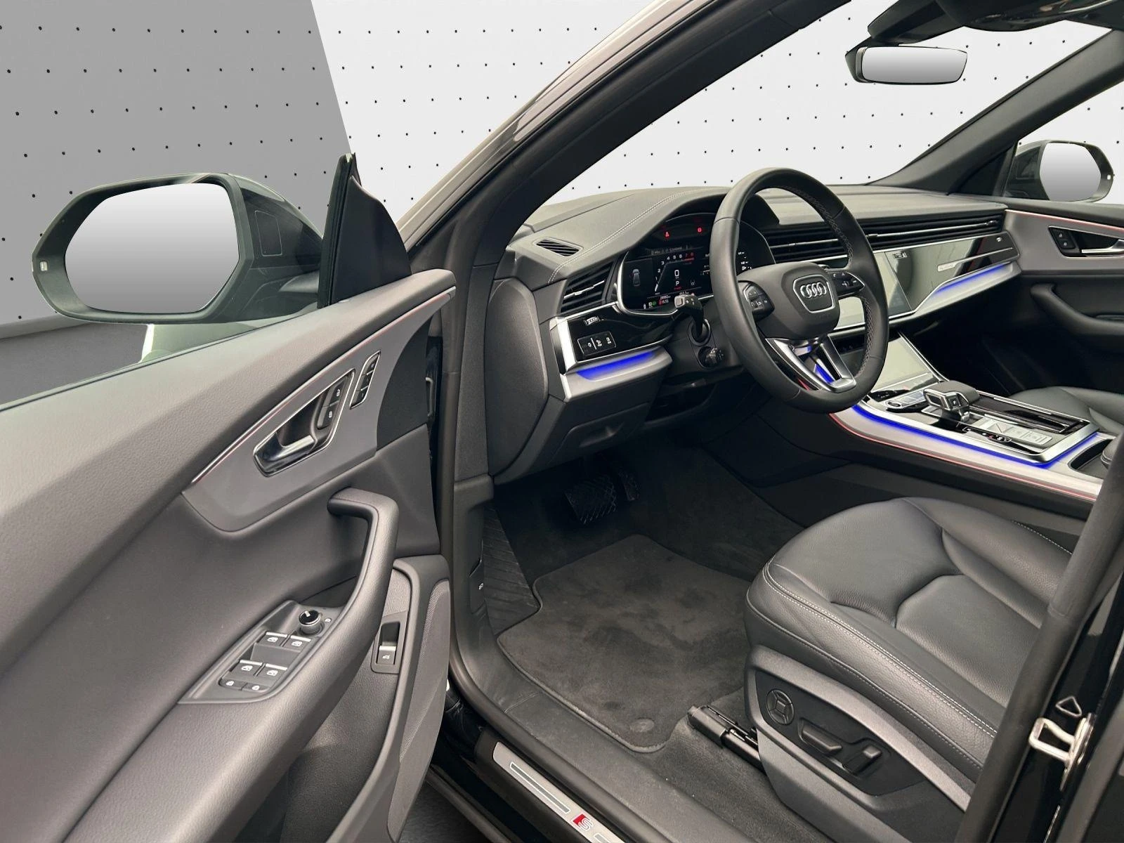 Audi Q8 55 TFSI/FACELIFT/S-LINE/HEAD UP/MATRIX/LIFT/ - изображение 6